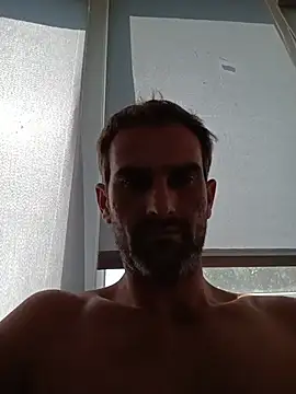 Peshtic20 stripchat live cam model