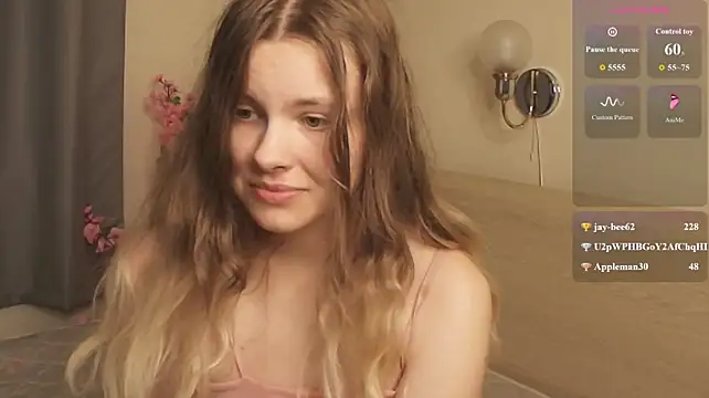 Rowan_Moth stripchat live cam model