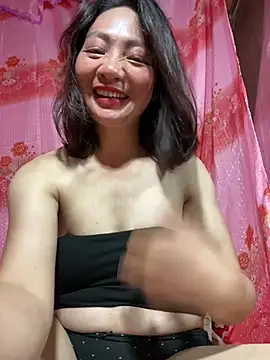 lysa55 stripchat live cam model