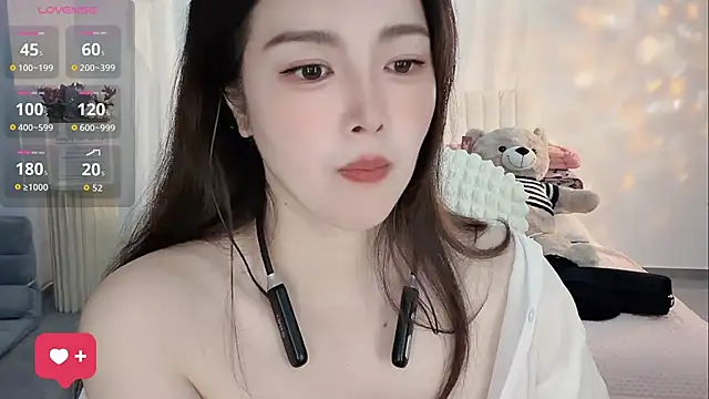 Yueer-2026 stripchat live cam model