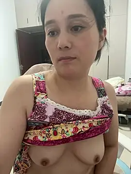 suyabb stripchat live cam model
