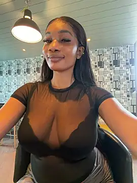 ___Nessa stripchat live cam model