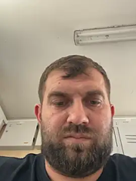 daniel21p stripchat live cam model
