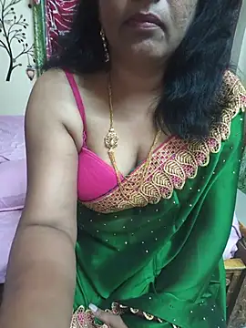 Zaara-Rose stripchat live cam model