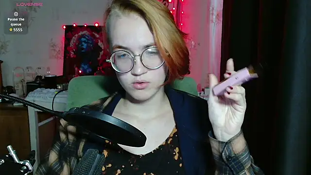 alisa_cutiepie stripchat live cam model