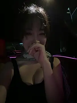 yourkeer stripchat live cam model