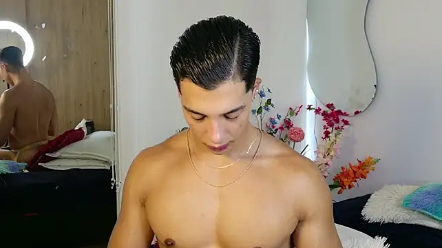 Troye_Williams stripchat live cam model