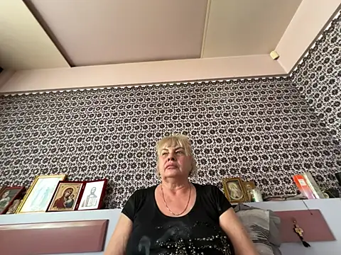 AnastasiaGrey777 stripchat live cam model