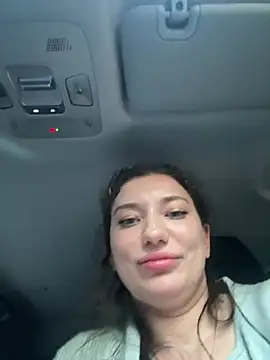 MooonReal stripchat live cam model