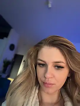 Love_Bri stripchat live cam model