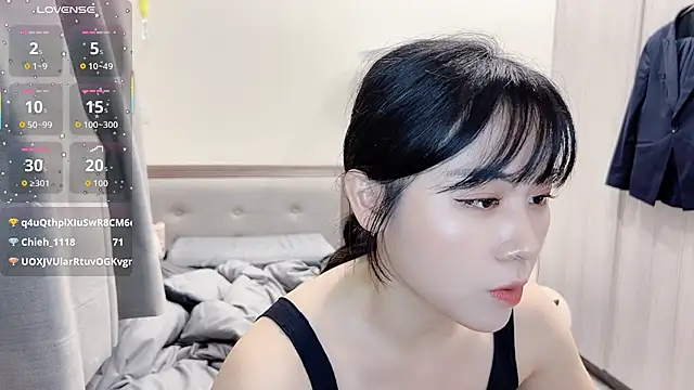 BabyOneDaily stripchat live cam model