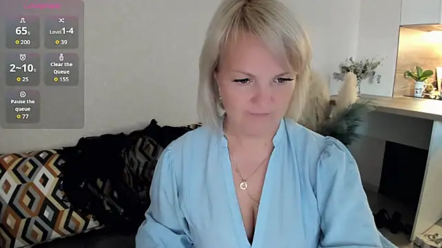Juarnea_ stripchat live cam model