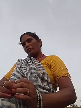 Rachana_Lodhi stripchat live cam model