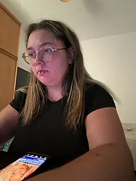 _maracr19_ stripchat live cam model