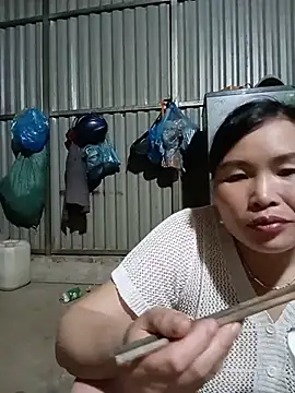 nana_nana99 stripchat live cam model