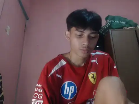Kyoshi_19 stripchat live cam model