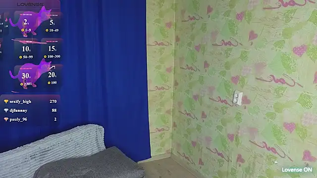 HelenMartines stripchat live cam model