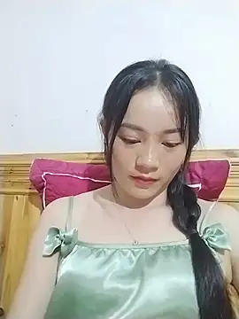 Silver-moon01 stripchat live cam model