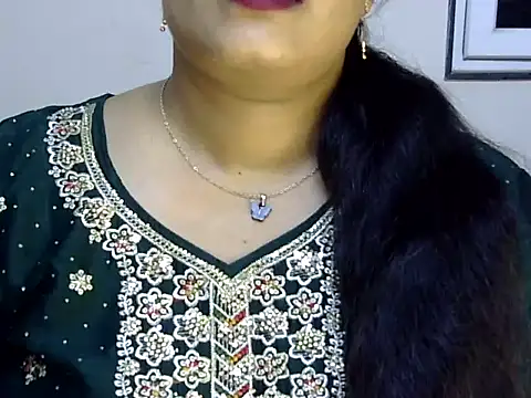 Muskan_Jha stripchat live cam model