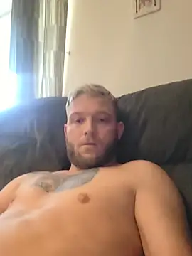 10AlphaPapa01 stripchat live cam model