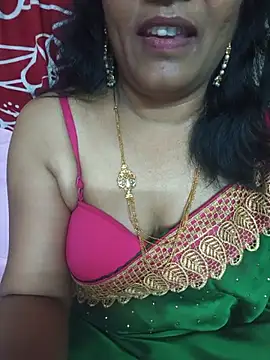 Zaara-Rose stripchat live cam model