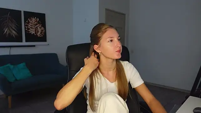 Lana_Jewel stripchat live cam model