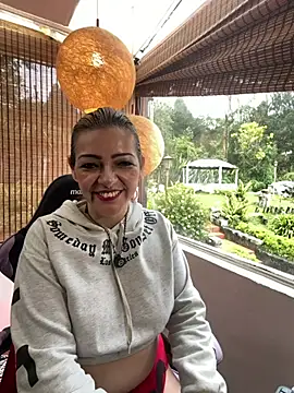 CarolMissOficial stripchat live cam model