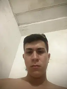 Thommy_sheldick stripchat live cam model