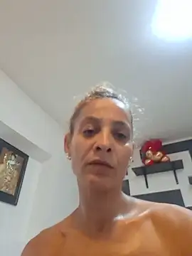 Hannaadams4 stripchat live cam model