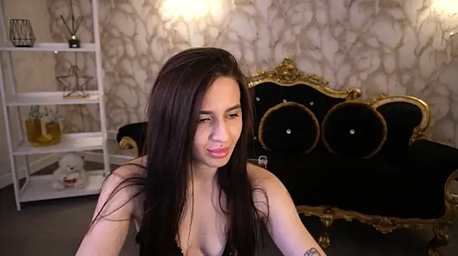 AlesiaDessmond stripchat live cam model