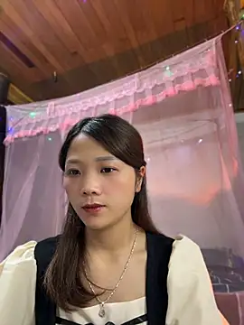 hhanni06 stripchat live cam model