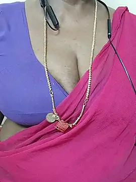 niki076_tamil stripchat live cam model