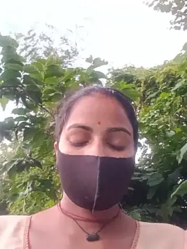 Poojakumari20 stripchat live cam model