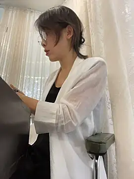 Zoe-520 stripchat live cam model