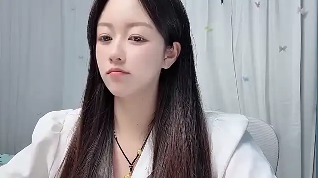 xiaomei1122 stripchat live cam model