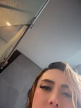 tinker_exotic_1 stripchat live cam model