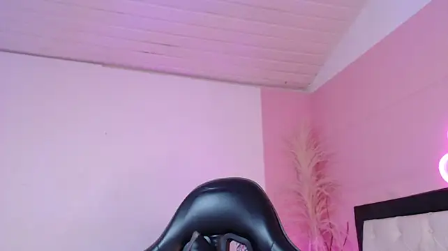 Julieth_Caandy stripchat live cam model