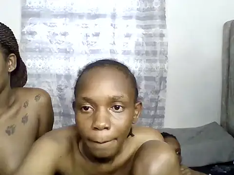Fantasyworld09 stripchat live cam model
