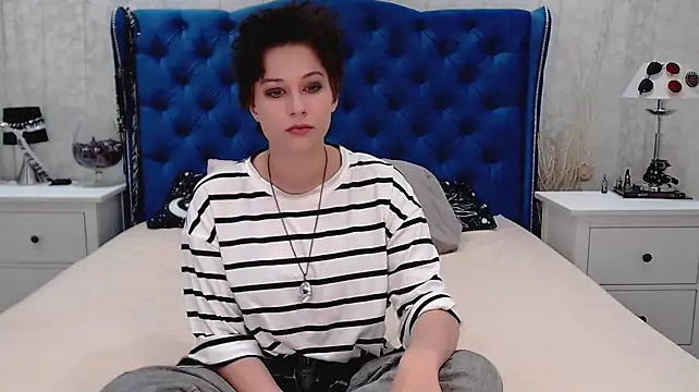 via_mayer_ stripchat live cam model