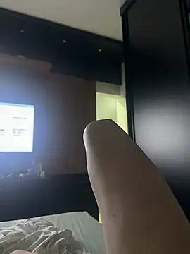 GL235689 stripchat live cam model