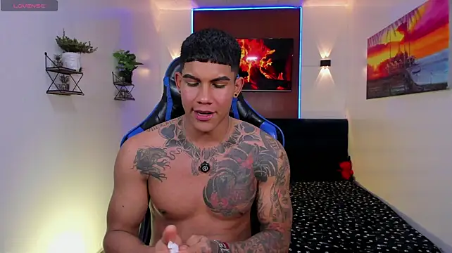 Damian_latinxxx stripchat live cam model