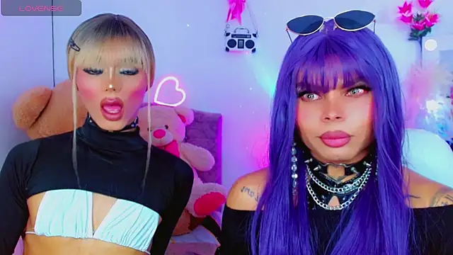 AdanKinng stripchat live cam model