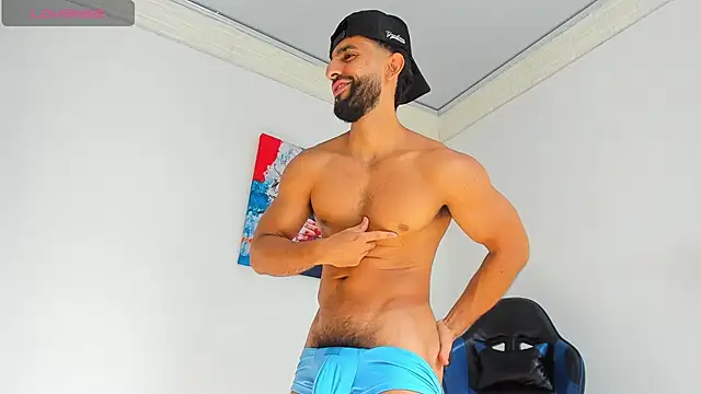 Yiyo10_ stripchat live cam model