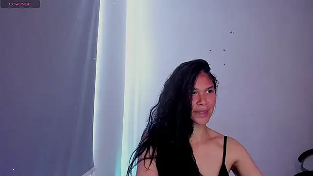 _aish_a stripchat live cam model