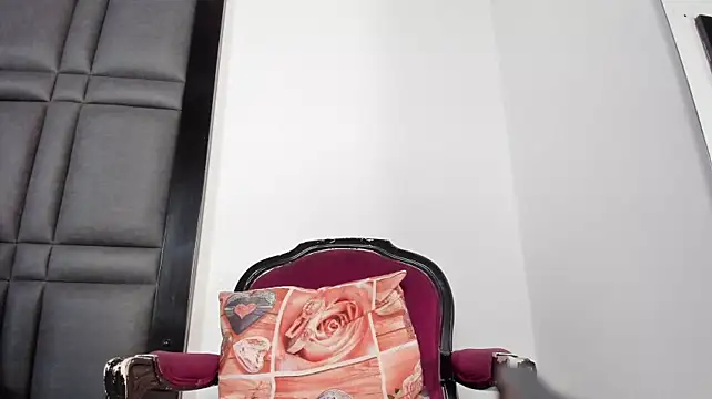 IsabellaVillalobos stripchat live cam model