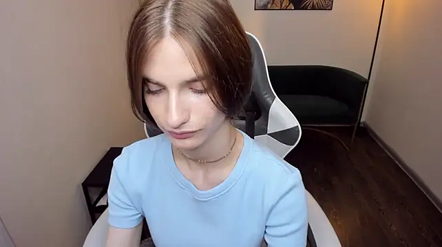 Sweetytrip stripchat live cam model
