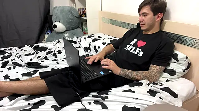 Shadow_Lovers_ stripchat live cam model