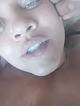 Biah2o stripchat live cam model
