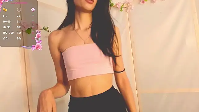 VinaMccroy stripchat live cam model
