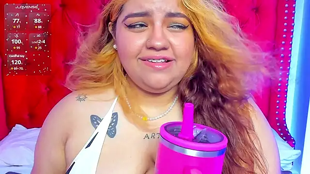 SunnyHoney_ stripchat live cam model